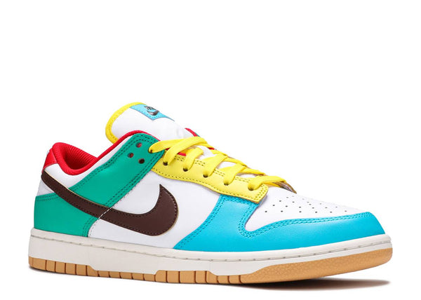 Dunk Low SE Free.99 - White